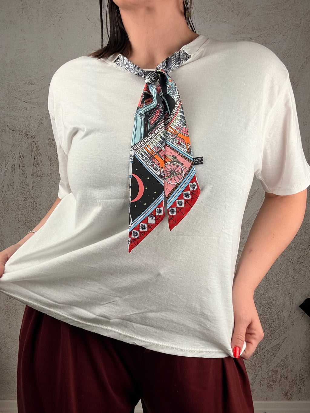 T-shirt Foulard