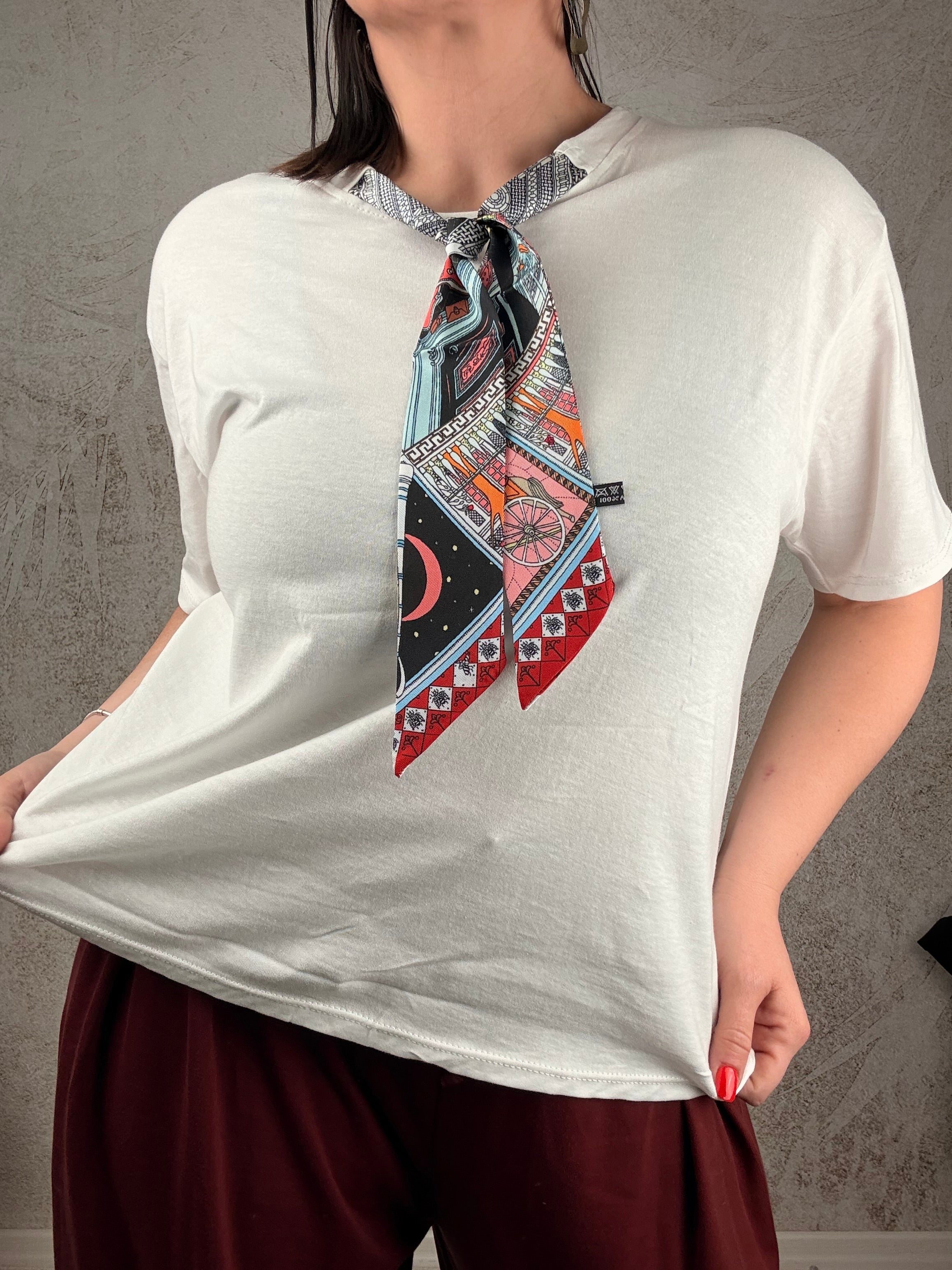 T-shirt Foulard