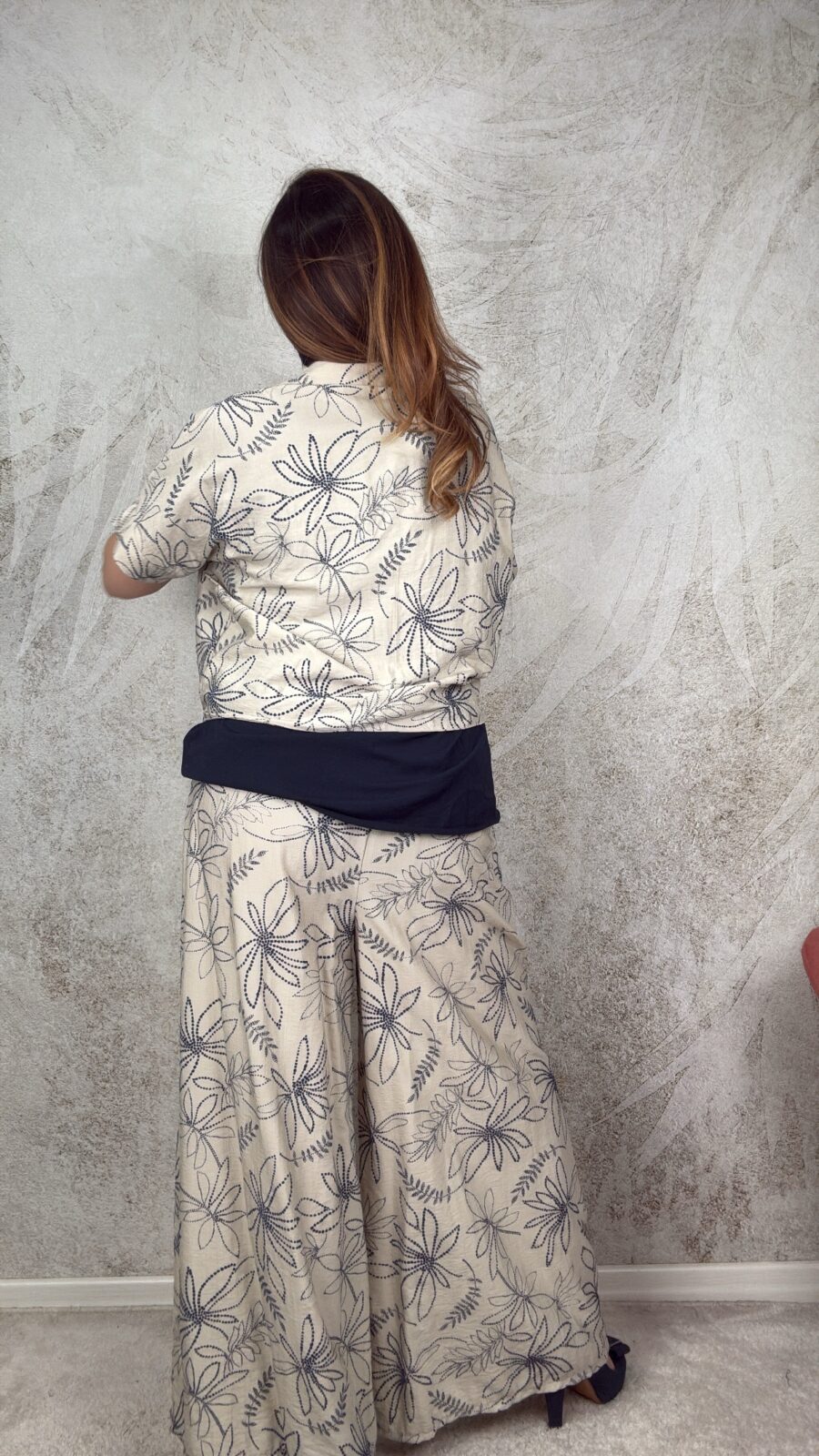 Completo Vittoria beige - immagine 2