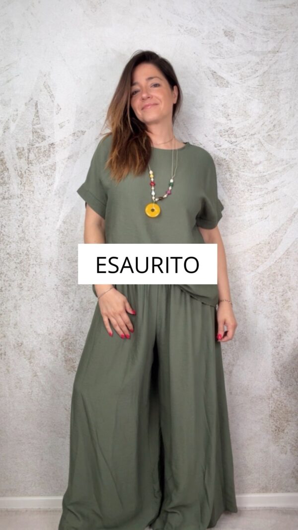 Completo Camilla militare