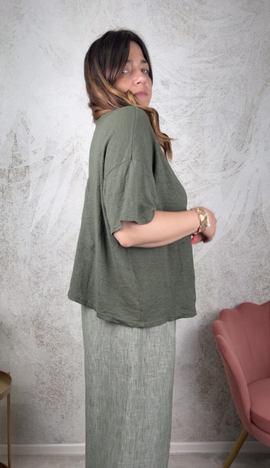 T-shirt Valeria militare - immagine 2